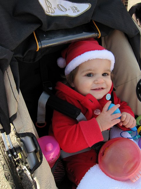 IMG_0598b.jpg - She's ready to get this parade started!!