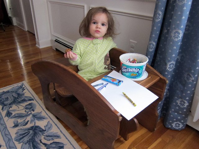 IMG_2749b.jpg - Our little artist hard at work .. eating and coloring at her desk.