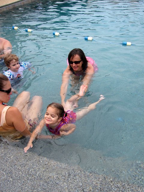 IMG_1070.jpg - We went to Hunter's 4th Birthday party and that meant a trip to the Plymouth coast and Hunter's pool!