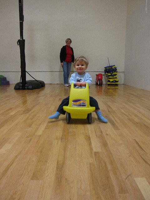 IMG_8475.jpg - Nana was the official roller coaster launcher ...