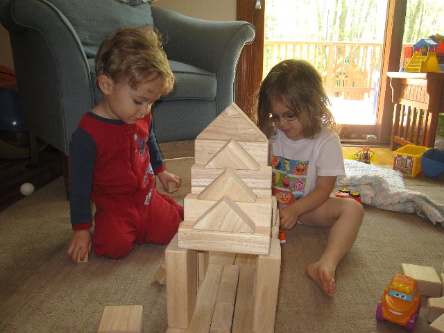 IMG_9446.jpg - A relaxed morning activity is building towers (or drive-thrus) with blocks.