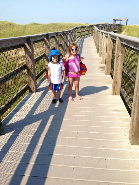 IMG_4029.jpg - They were great troopers getting back to the boardwalk for our trip home.