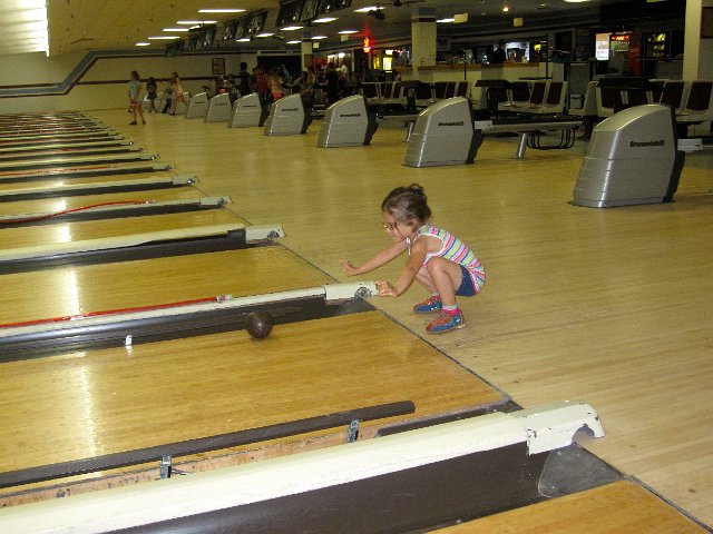 IMG_7171.jpg - On a hot, humid day .. why not try a new INDOOR family activity??  So, we headed to Academy Lanes in Bradford.