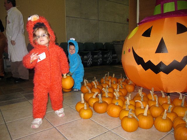 IMG_6737.JPG - Pumpkins were on hand for decorating.