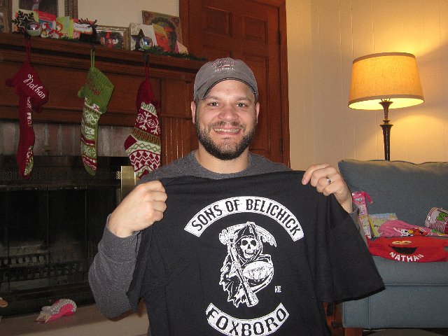 IMG_7597.jpg - Yes, another Patriots t-shirt to add to the collection!
