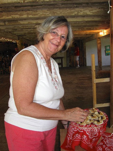 IMG_6661.jpg - Even Nana was on hand to help with the chaos, thank you Nana!