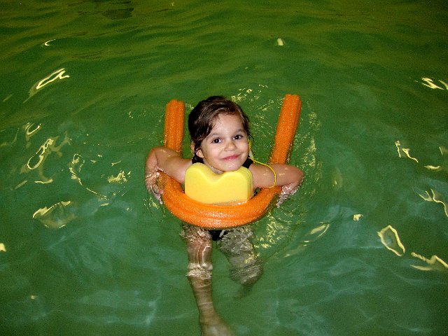 IMG_4717.jpg - "I'm swimming by myself, all by myself!!"