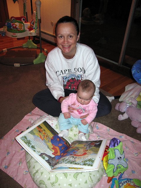 IMG_3967b.jpg - Catherine, Mom and Mother Goose spending some quality time together.
