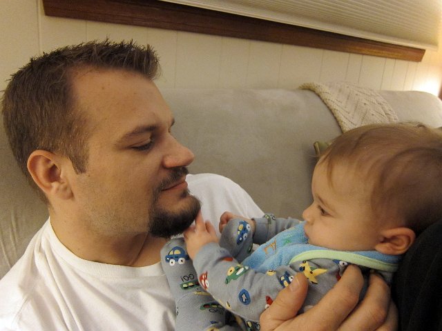 IMG_2544b.jpg - Dad, what's this fuzzy thing?