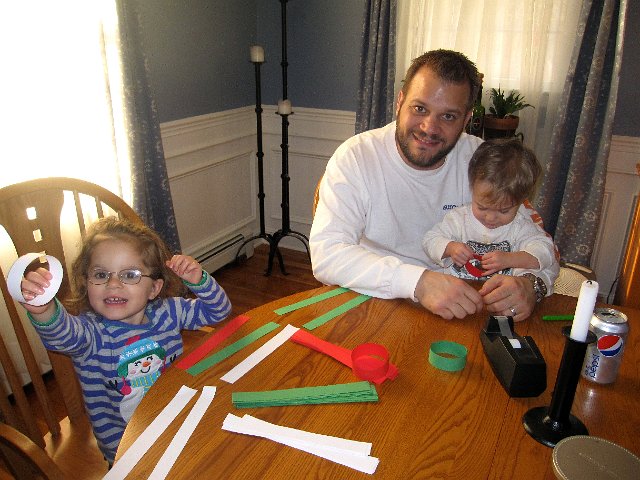 IMG_7523.jpg - And the Christmas preparations continue with some paper chain craft time.