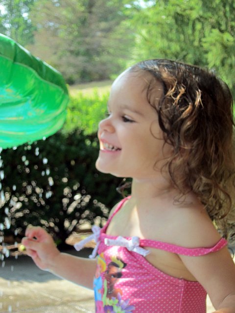 IMG_3578b.jpg - Summer is here at Grandmum & Grandpop's house too, time to jump in the pool!