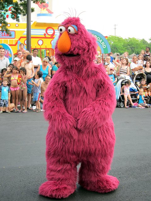 IMG_3762b.jpg - The Neighborhood Street Party Parade was truly a party ... Here's Telly!