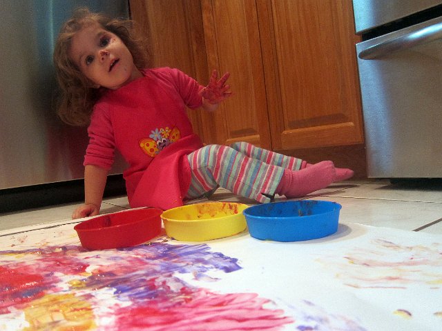 IMG_3327b.jpg - Catherine and another inspiring moment involving paints. This paint set actually comes with some cool brushes (thank you Grandmum & Grandpop), although you'd never know it looking at our little artist!
