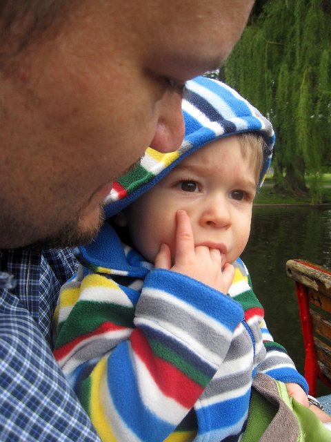 IMG_3720b.jpg - It was Nathan's first trip to Boston AND on a boat ride, he was captivated!