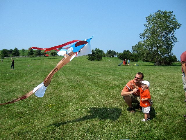 IMG_1412.jpg - Both Catherine and Nathan were pretty excited when Dad set their kites into flight.