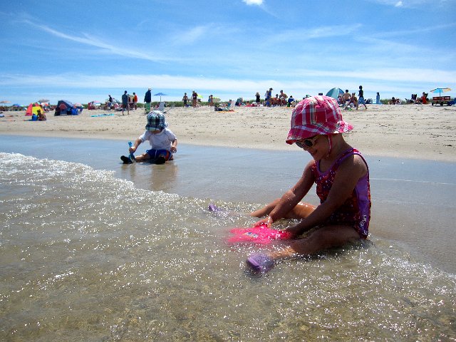 IMG_1473.jpg - The water was awesome and the day a success (other than sand cleanup, of course).