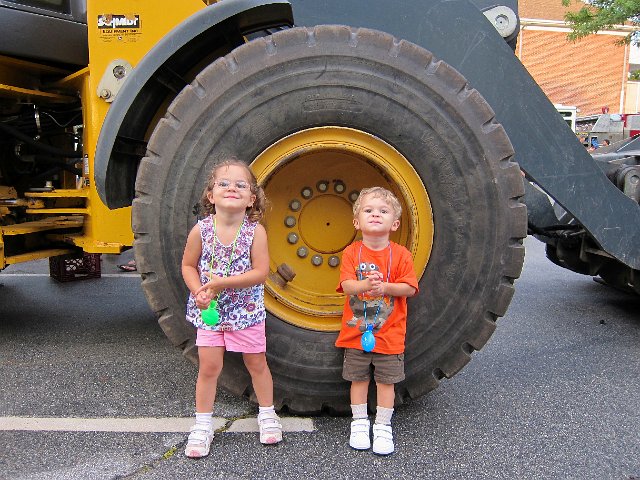 IMG_4418.jpg - How cute!  Perhaps some day we can take another photo when they have grown to at least the size of the tire, lol!