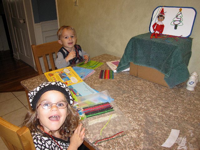 IMG_3225.jpg - The kids absolutely love doing things with Alfie.  Today's activity was WikkiStix.