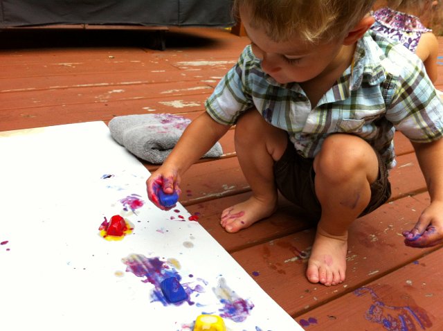 IMG_2313.jpg - Another steamy day calls for some ice cube painting ...