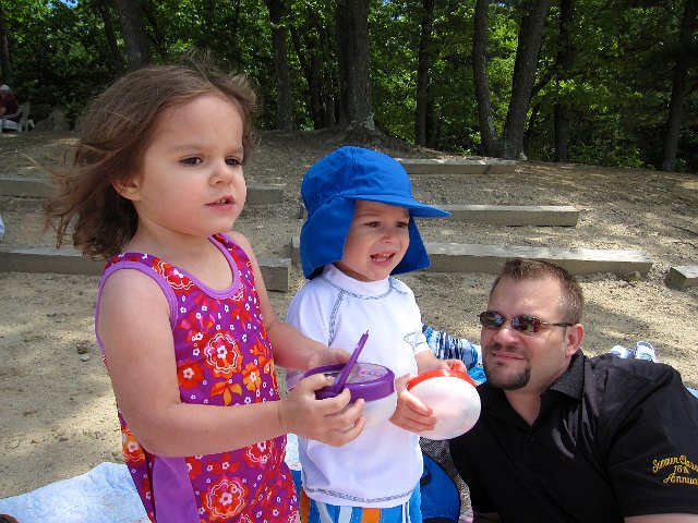 IMG_0190.jpg - However, snack time is always a hit with these kiddos.