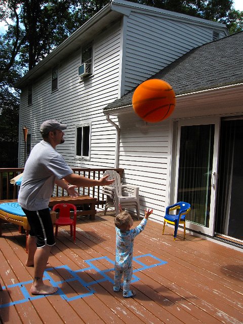 IMG_0607.jpg - Happy Father's Day ... Daddy and Nathan enjoying one of their favorite pass-times ... the "ball off the roof" game.