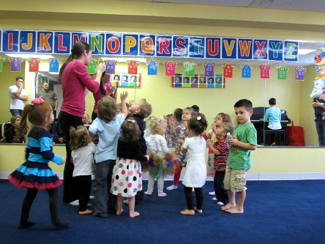 IMG_2574.jpg - It's bubble time at Addison Slye's 2nd Birthday Party (held at Tiny Tunes).