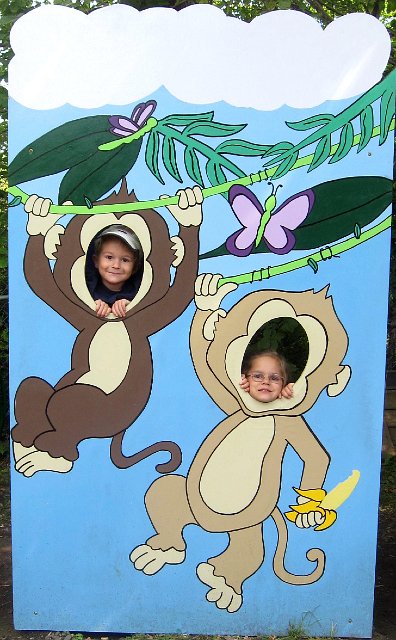 IMG_7828.jpg - Our little monkeys at York Wild Kingdom in York, Maine.