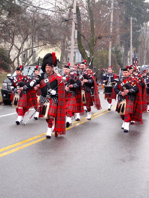 IMG_8916.jpg - A little drizzle didn't stop the parade.  The route was even extended this year because of the growing number of participants.