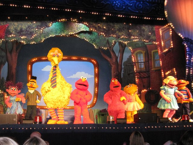 IMG_4000.jpg - The crew has been tasked with getting back Grover's super powers.