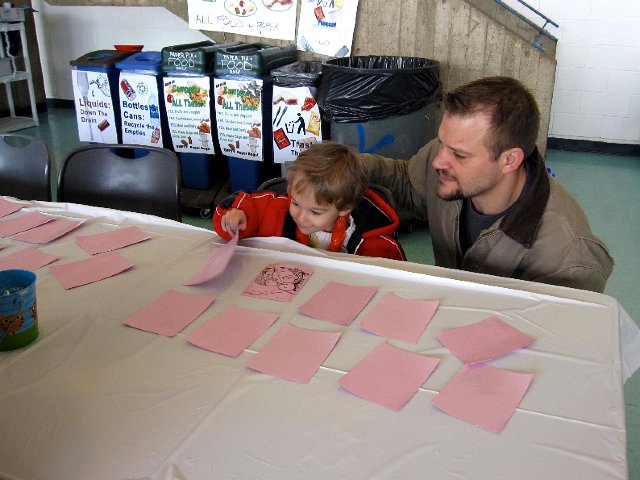 IMG_4491.jpg - Nathan loves any time of matching game.