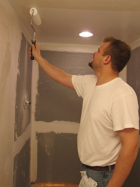 IMG_6859.jpg - We (Michael) is currently at the priming stage of the basement finishing project.