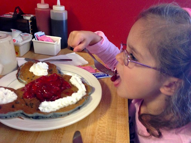 IMG_3361.jpg - We like to occasionally head north to Bear Brook State Park and MUST stop for breakfast at Friends Diner in Pembroke, NH.