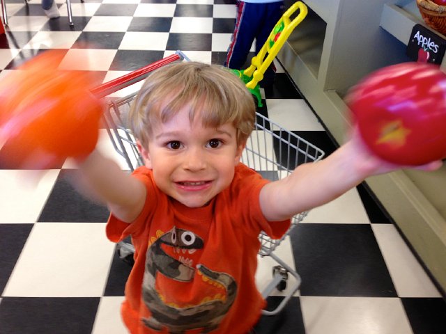IMG_3386.jpg - Nathan at "the market".
