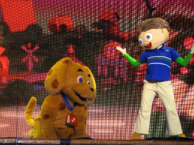 IMG_5791.jpg - Goodbye Woofster & Wyatt, thanks for a great show!!