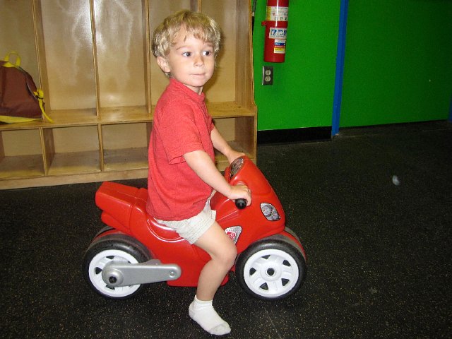 IMG_5804.jpg - We met some friends at Turf Time in Tewksbury for some indoor fun.