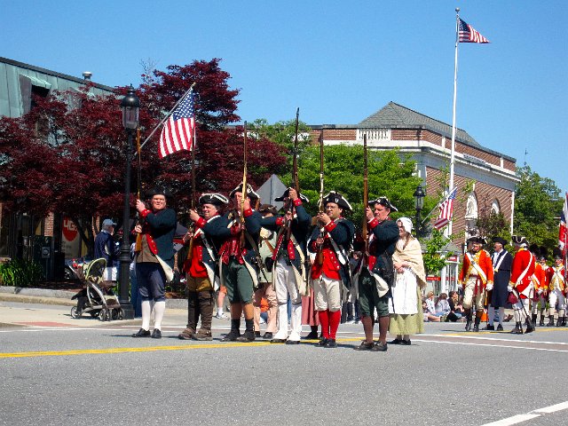 IMG_6202.jpg - They were especially surprised to hear the gun salute!