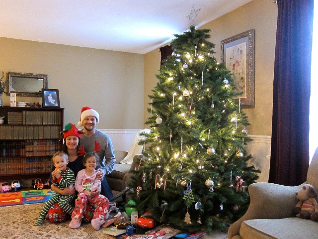 IMG_6141.jpg - Merry Christmas 2012