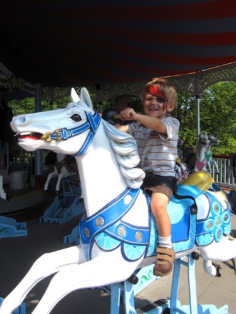 IMG_1851.jpg - Of course, we always need to jump on the carousel no matter where we find one.